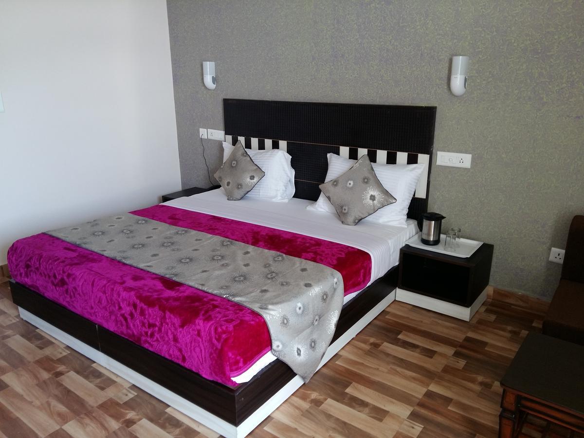 Kasauli Continental Resort Экстерьер фото